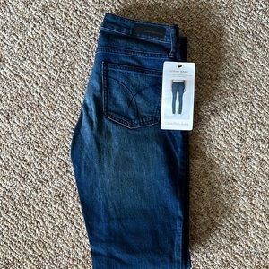 NWT Calvin Klein Ultimate Skinny Jeans, 6 x 32